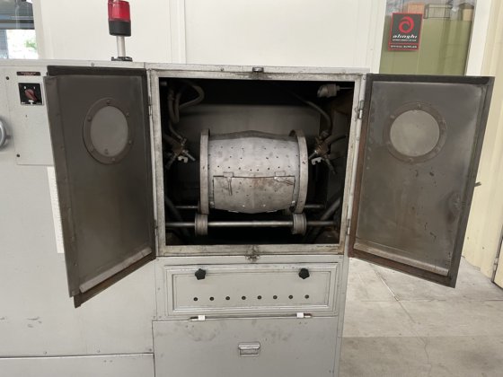 布雷默 "型喷砂机 UNIBLOC 200