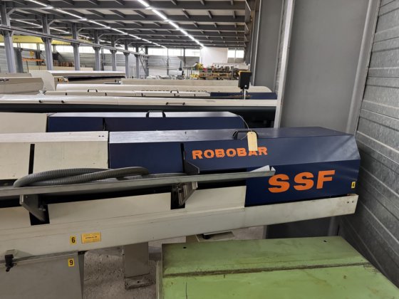 托尔诺斯 "型机械臂 SSF 条形送料机