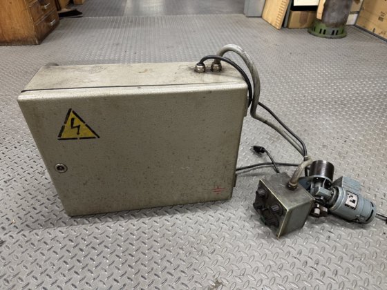 电动进给装置 3FA（Y 轴）