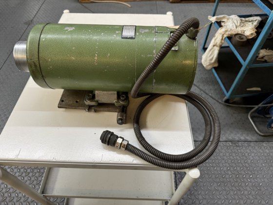 電気モーター "ズンバッハ"