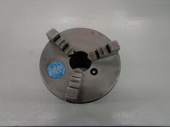 三つ爪チャック""タイプ 160 mm