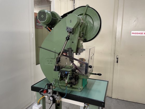 エキセントリックプレス "ボイトラー "D8-200