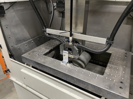 夏米尔 "ROBOFIL 440 线切割机床