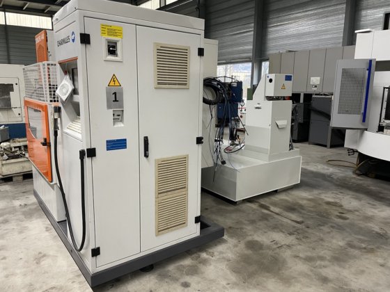 夏米尔 "ROBOFIL 440 线切割机床