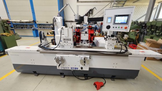 EXTERNAL AND INTERNAL CYLINDRICAL GRINDER “STUDER” S40-2 in Biel/Bienne ...
