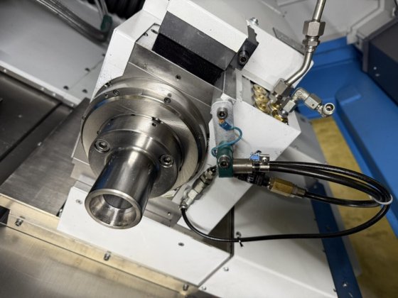 TORNO CNC BENZINGER TNI-B10