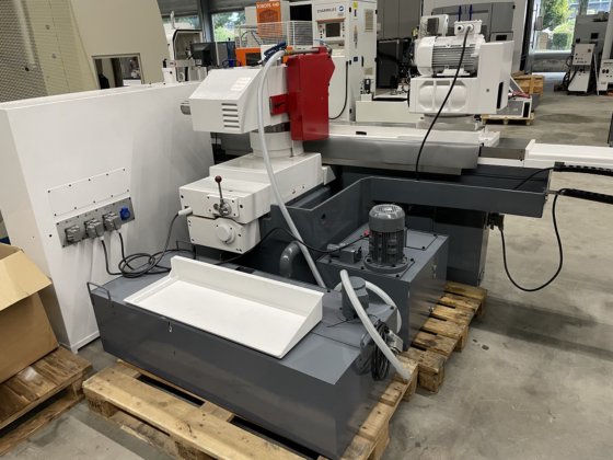 円筒研削盤ケレンベルガー・タイプ1000U