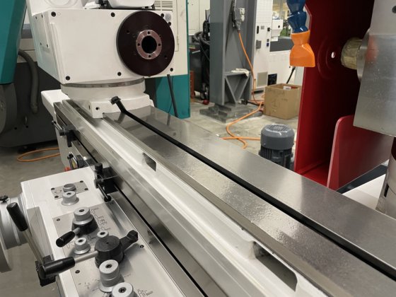 円筒研削盤ケレンベルガー・タイプ1000U