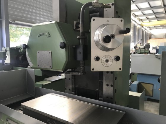 平面研削盤「ブランド」タイプFS-735