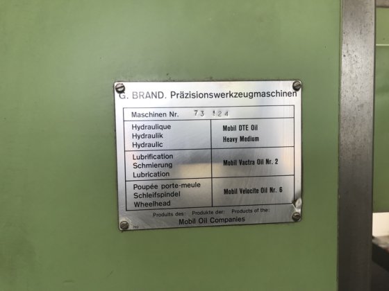 平面研削盤「ブランド」タイプFS-735