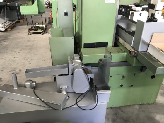 平面研削盤「ブランド」タイプFS-735