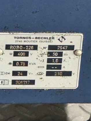 TORNOS "ROBOBAR SSF-226 型棒料喂料机