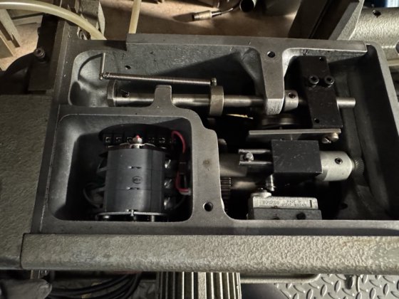 自动充电器 Wahli W-38