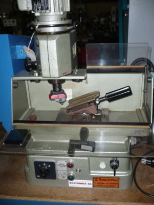 DF 型 "马里奥-迪-马约 "金刚石切割机