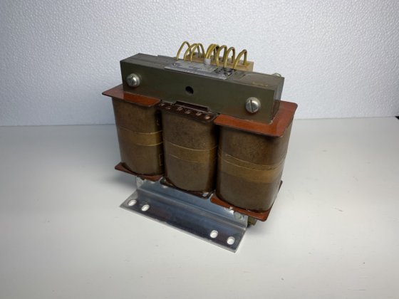 AUTOTRASFORMATORE "TECHNO-VOLT" TIPO 1500-VA