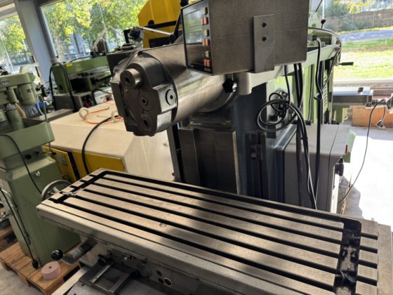 Schaublin" 53N 万能铣床