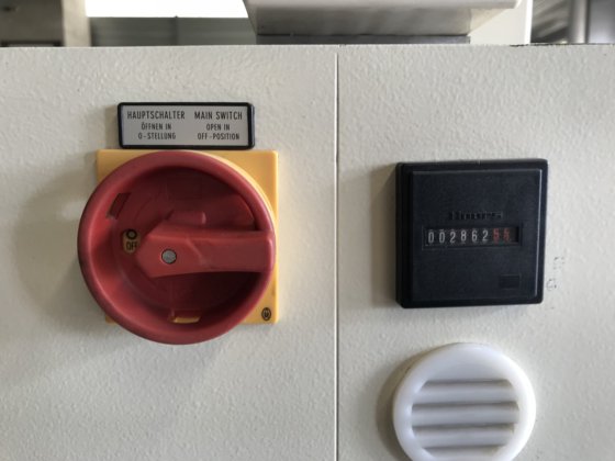 フラットラッピングマシン "スタエリ "タイプFLM-1000