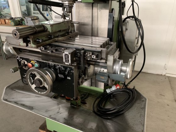 万能フライス盤 22型 シャウブリン