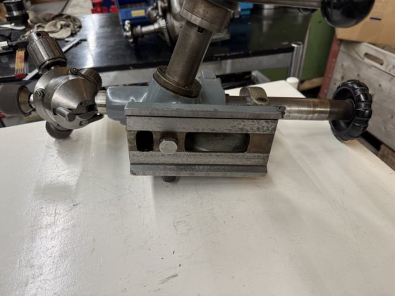 ドリル主軸台 シャウブリン 102-67.000 クロスハンドホイールとドリルチャック付き