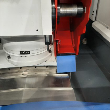 円筒研削盤 シュトゥーダー S-33 CNC