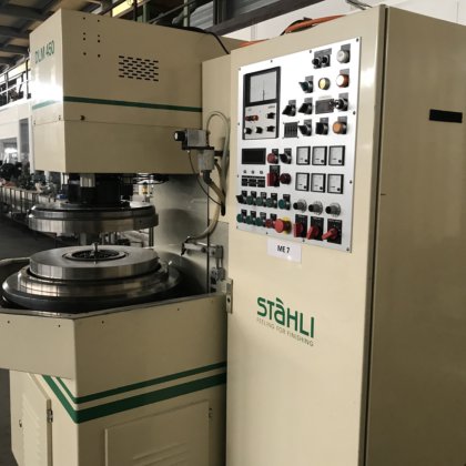 DLM-450 型 "Staehli "平面研磨机