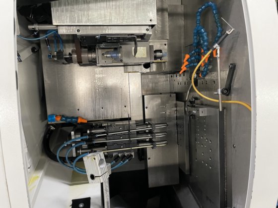 数控滑动头架自动车床 "tornos" deco 2000, cap.10