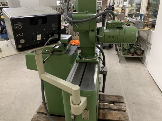 S-11 型 "盖 "式打磨机