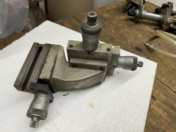 THREE-DIMENSIONAL SUPPORT EWAG FOR MICROSCOPE