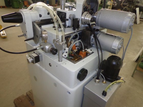 Wahli W-90 ホブ盤