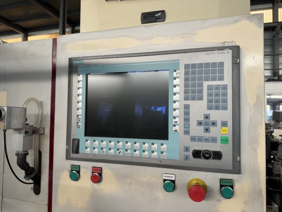 DLM-450 型 "Staehli "平面研磨机