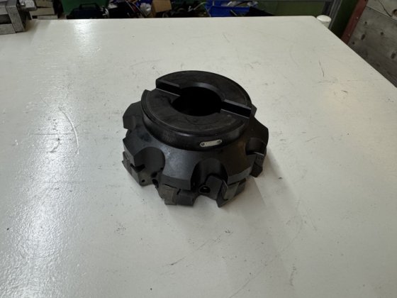 可转位刀片铣刀 "sandvik" R-125