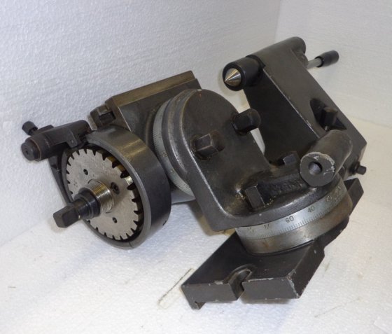 ユニバーサル・ティルティング・ディバイディング・ヘッド ""