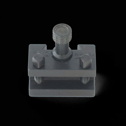 钢支架 "TRIPAN" 31C，带 2 个螺钉，长=35