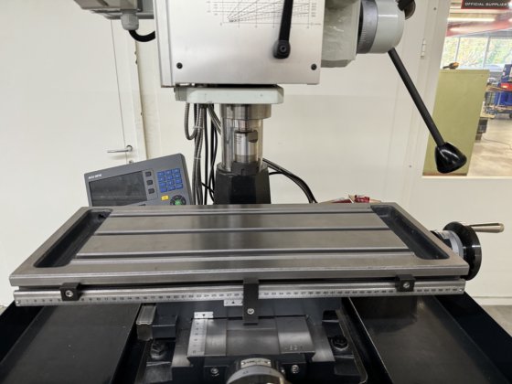 ドリル＆フライス盤 "シンシナティ" タイプ NFT-320 V