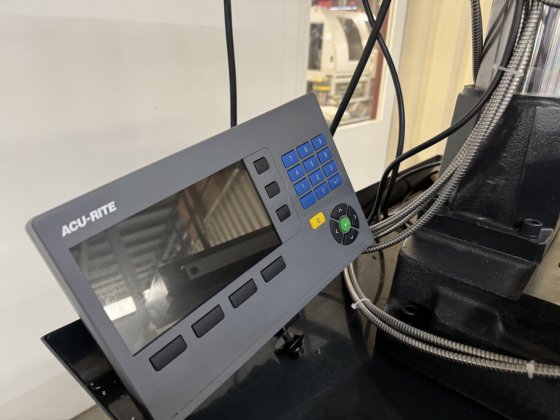 ドリル＆フライス盤 "シンシナティ" タイプ NFT-320 V