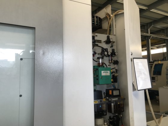 立式加工中心 "MIKRON" VCP/UCP 710