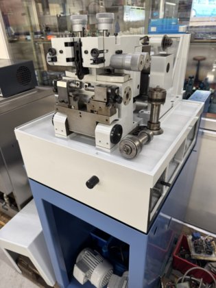 Strausak 119 型轧机