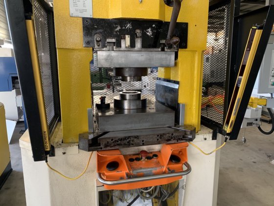 膝按 "抓取器 "键，输入 gk 360