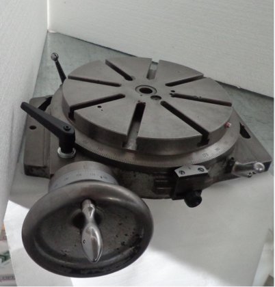 RUNDTISCH 250″”