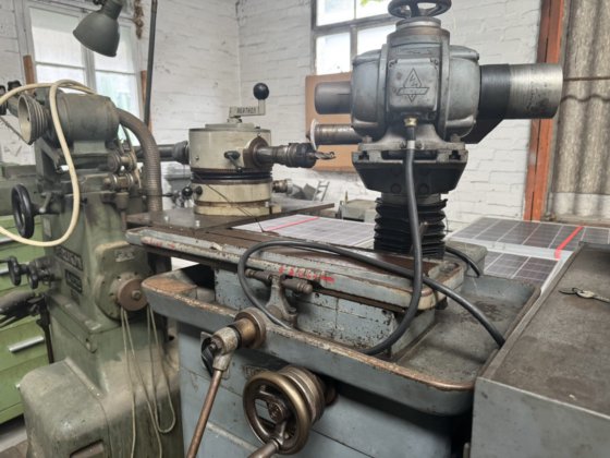 工具研削盤 シュレイアー