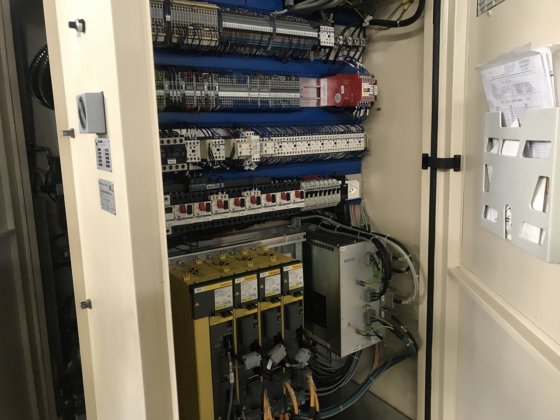 マシニングセンター ウィレミンマコデル W-408 B