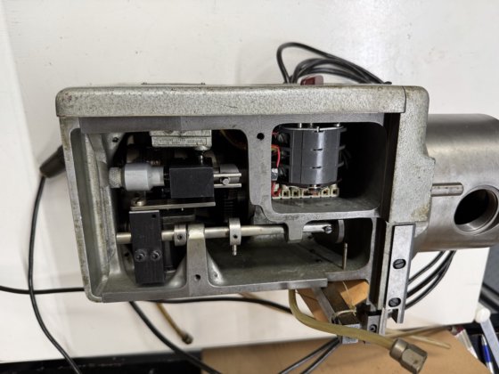 自动充电器 Wahli W-38