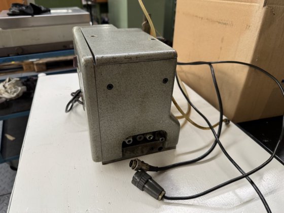 自动充电器 Wahli W-38
