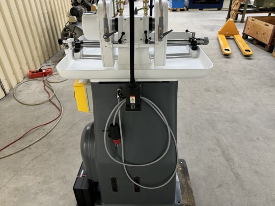 AGATHON 175-A 型磨床