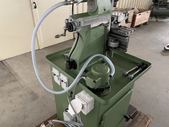 S-101 型 "六面体 "万能铣床