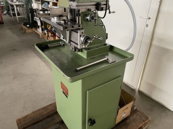 S-101 型 "六面体 "万能铣床