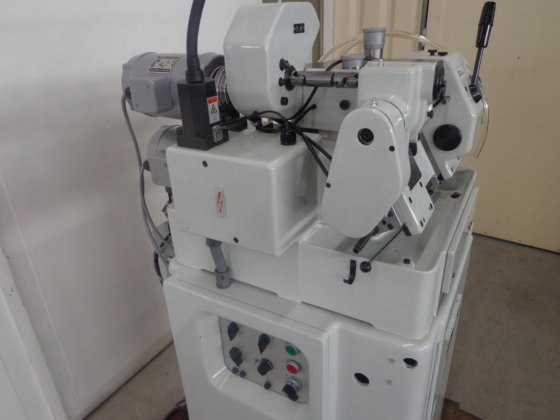 Wahli W-90 ホブ盤