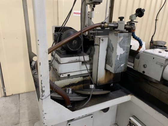 円筒研削盤 チュ-ディン HTG-410