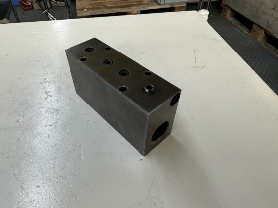 固定穴あけサポート "トルノス" デコ 20