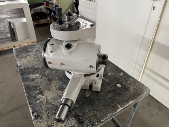 ユニバーサルディバイディングヘッド "シャウブリン "タイプ13/W20